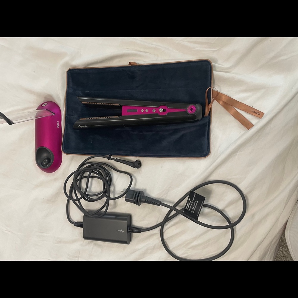 Like New Dyson Hair Straightener